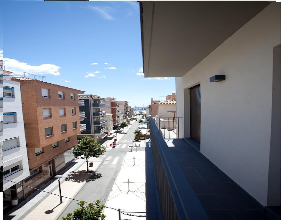 Apartamentos Ocea 캠브릴스 외부 사진
